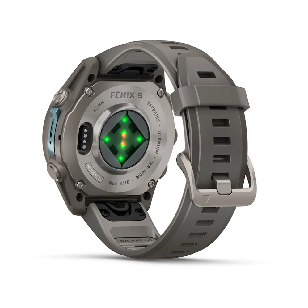 Pametni sat GARMIN fenix 9 43mm Titanium Pebble Gray (siva), 010-04761-11-5