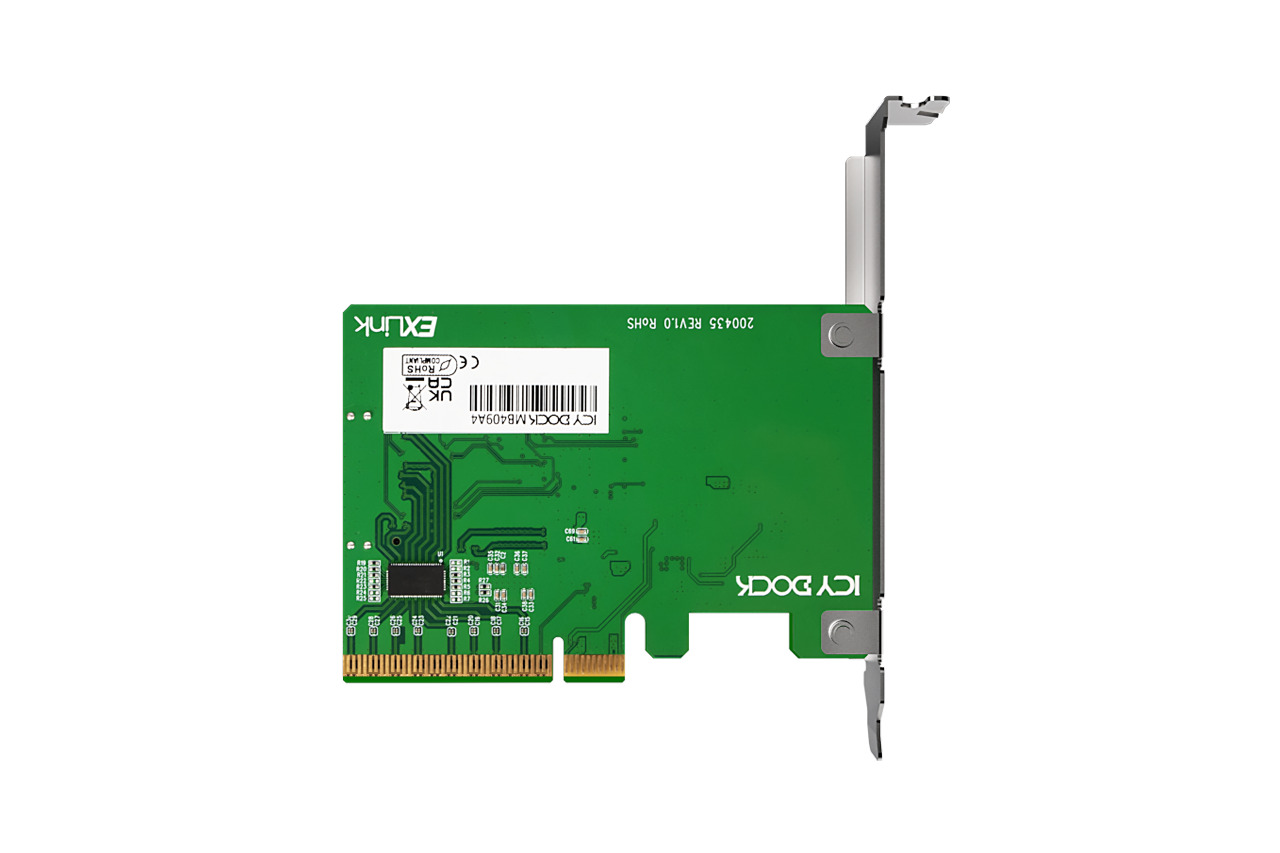 IcyDock slimSAS 8i to PCle 4.0 x8 PCle Adapter with Reciver-6