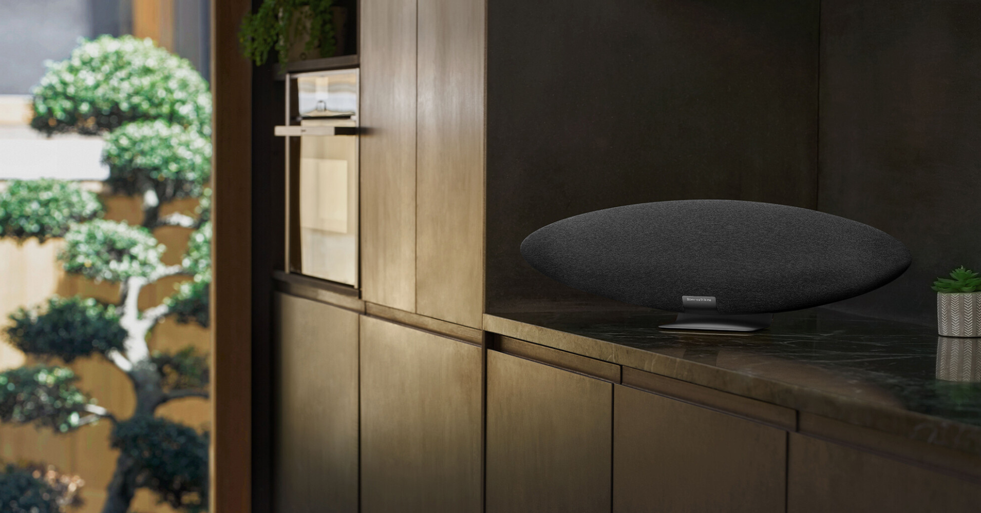 Bowers & Wilkins Zeppelin Pro Edition: Nepobjedivi zvuk uz pametan dizajn